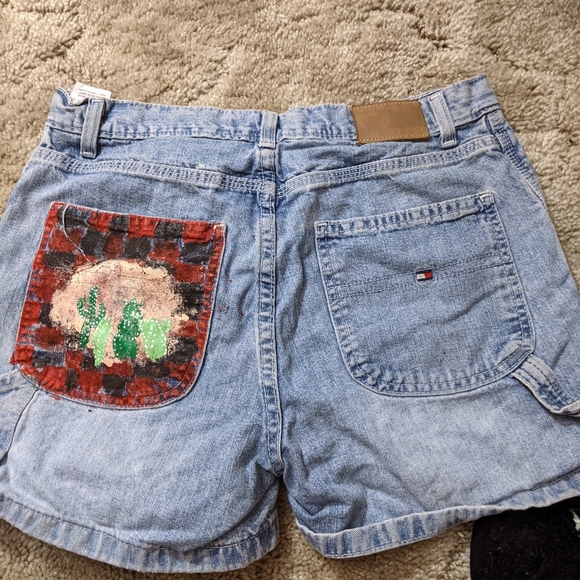 Shorts - Picture 4 of 4